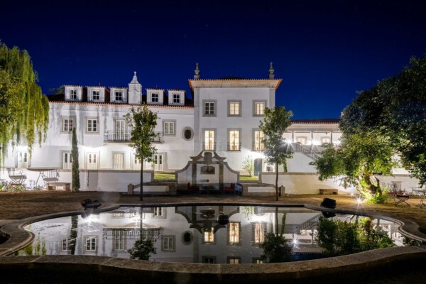 Valverde Santar Hotel & SPA relaischateauxContact vanguartour for the best prices on the market 🤩
portugal santar luxury europe spa woods garden nature pool dao wine winelovers wineregion